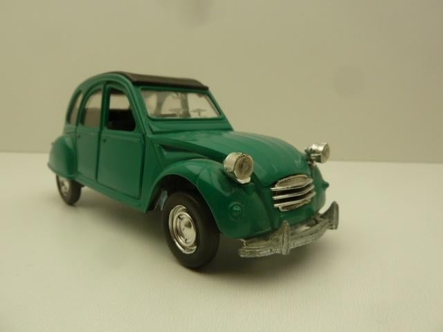 Citroën 2CV '' Polistil 1/24 '', Hobby en Vrije tijd, Modelauto's | 1:24, Ophalen of Verzenden, Gebruikt, Overige merken
