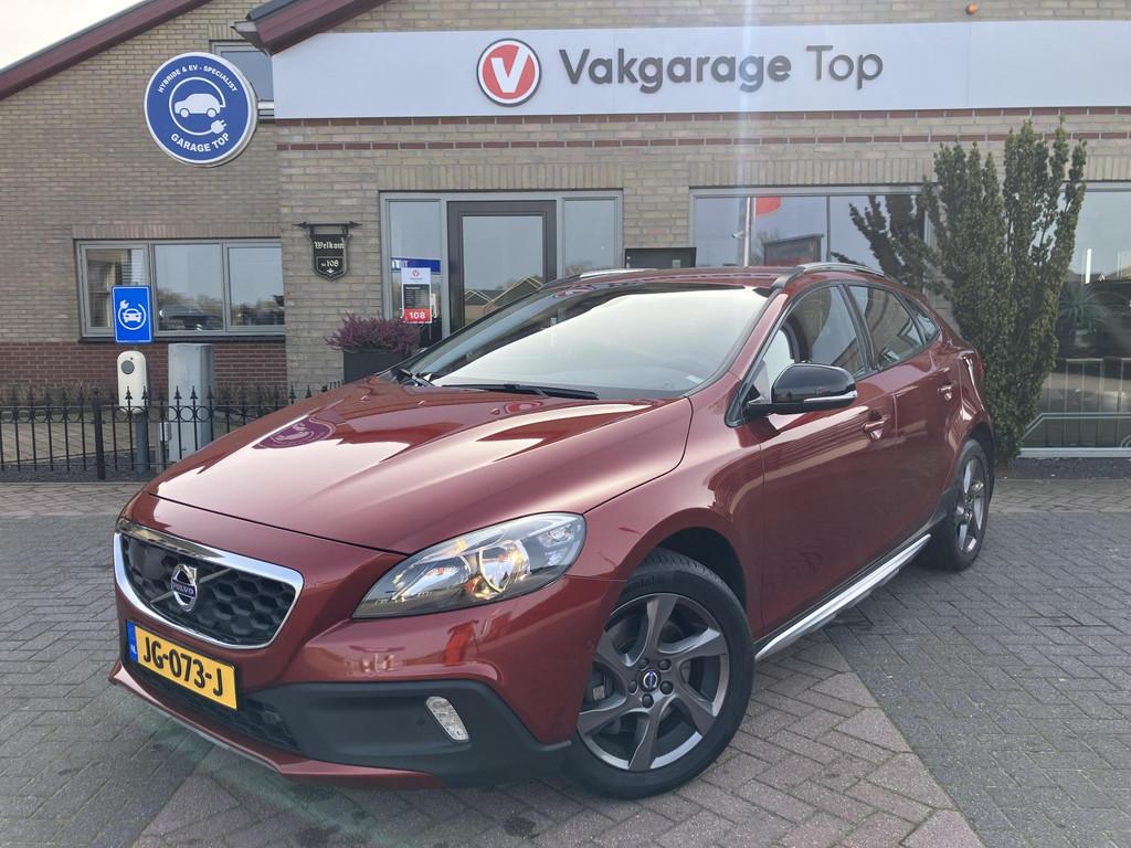 Volvo V40 Cross Country 1.5 T3 Summum | Trekhaak | ACC | BLI, Auto's, Euro 6, 700 kg, 152 pk, Automatische klimaatregeling