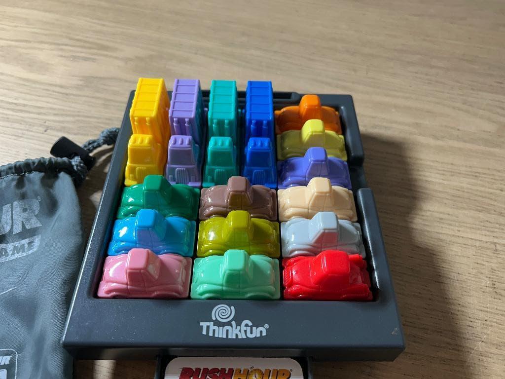 Rush Hour | ThinkFun, Ophalen of Verzenden, Zo goed als nieuw