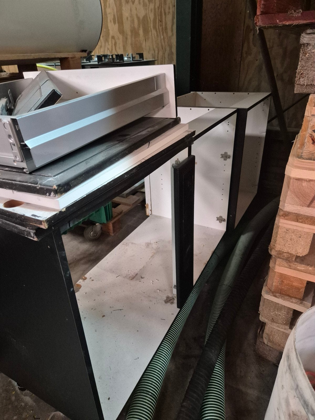 Keukenblok Zwart met stenen aanrecht + wasbak en toebehoren, Ophalen, Gebruikt, Zwart, 150 tot 200 cm