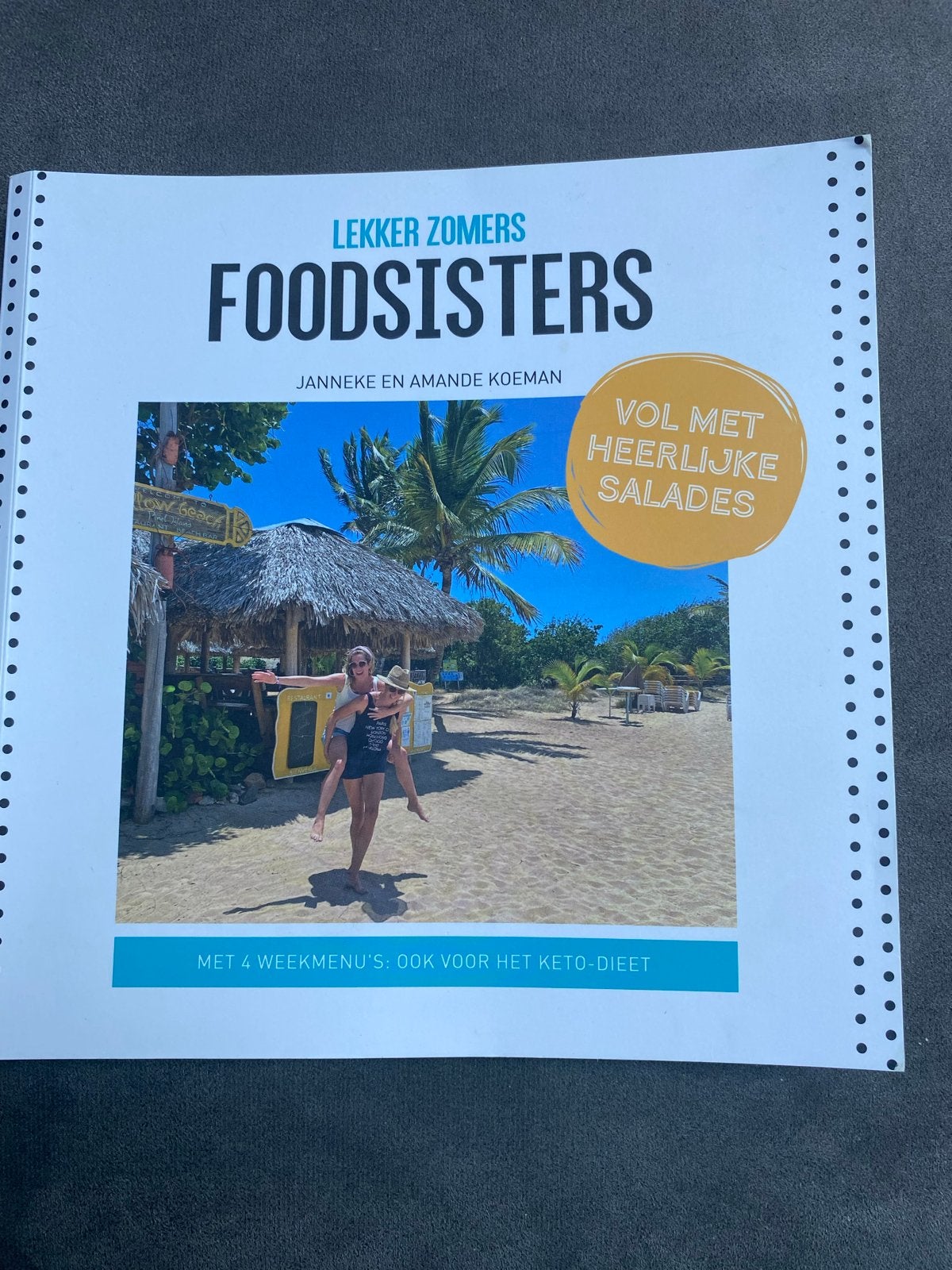 Lekker Zomers Foodsisters: Salades & Keto-dieet, Boeken, Ophalen of Verzenden, Zo goed als nieuw, Hoofdgerechten, Gezond koken