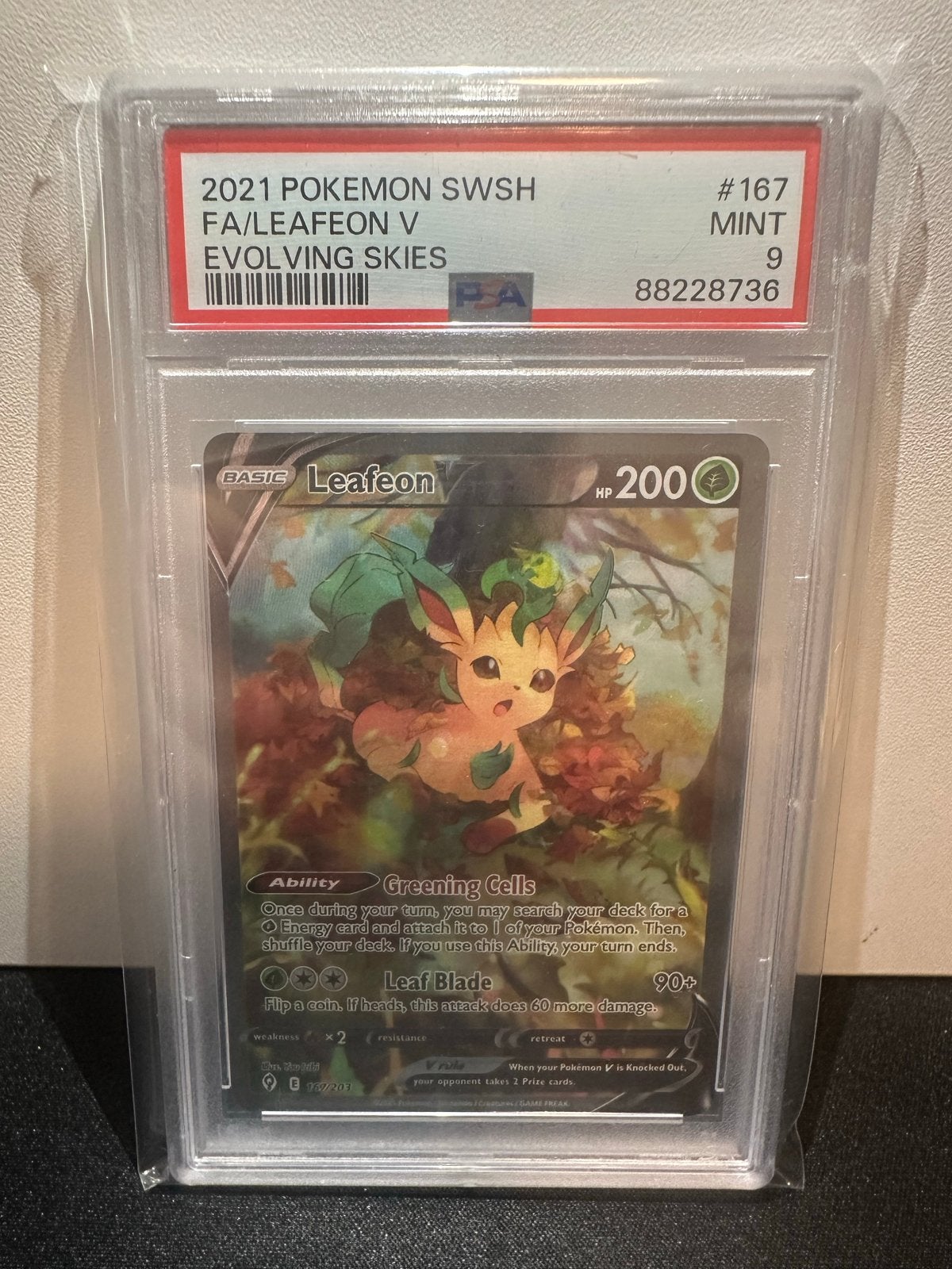 Leafeon V 167 PSA 9, Ophalen of Verzenden, Zo goed als nieuw, Losse kaart, Foil