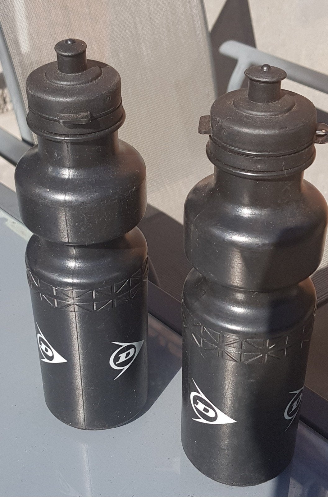 2 bidons Dunlop. Verzendkosten koper. Nooit gebruikt, Ophalen of Verzenden, Nieuw