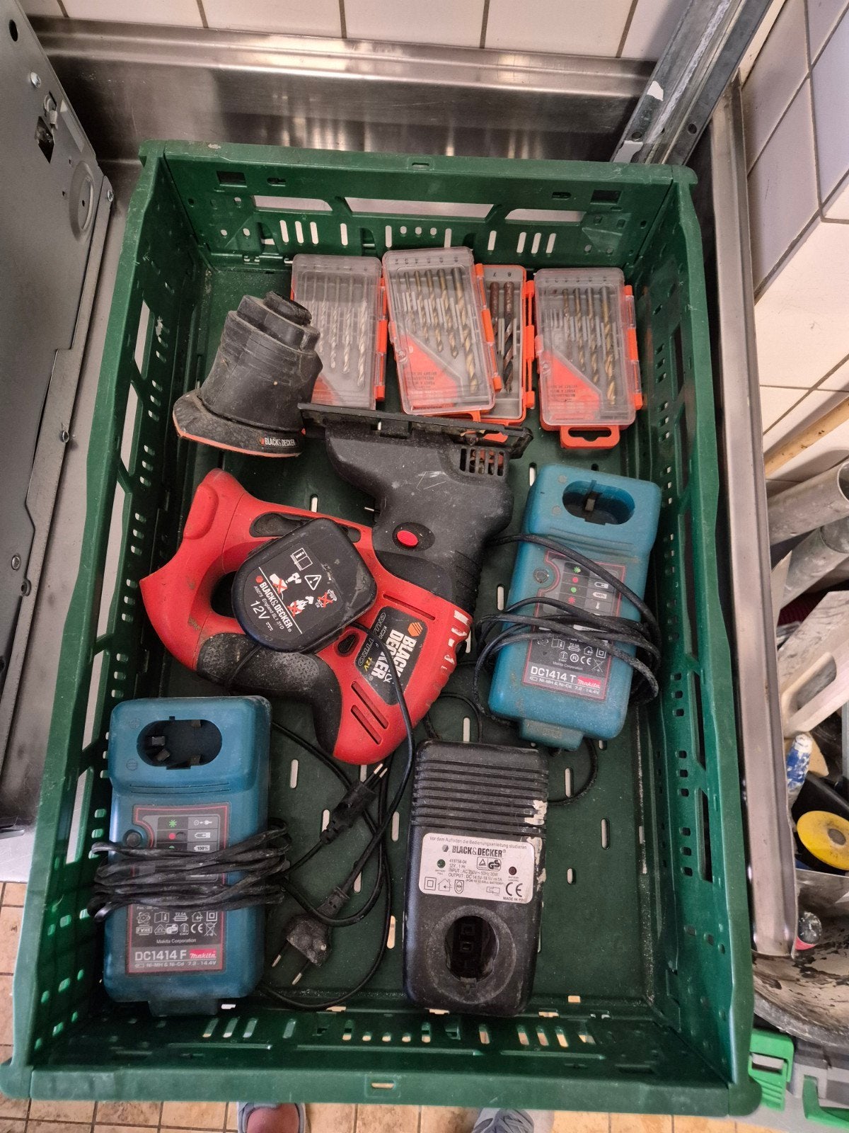 Black & Decker Boormachines, Zaag en Boren Set, Ophalen of Verzenden, Gebruikt, Minder dan 400 watt, Boor- en Schroefmachine