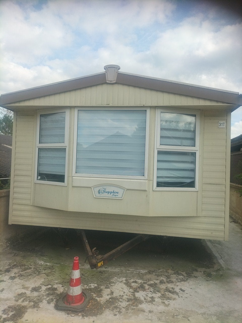 Stacaravan/chalet 11m x 3.70m - Direct beschikbaar!