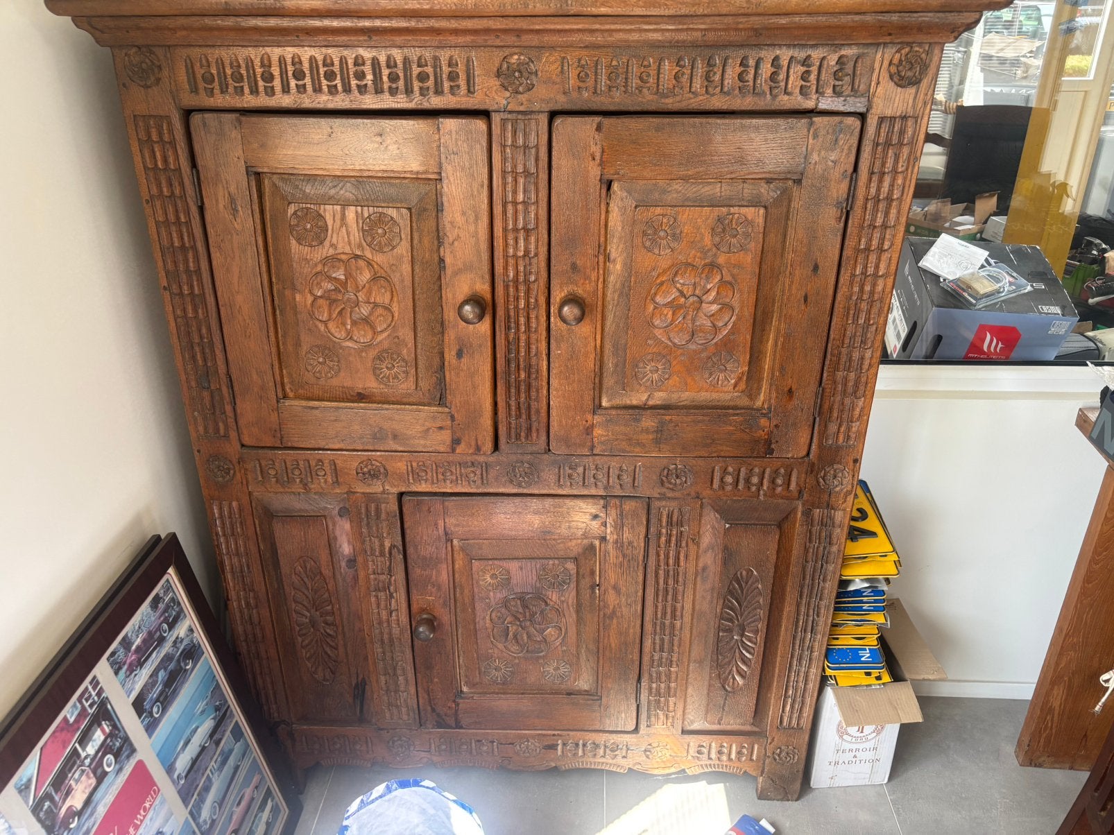 Mooie antieke houten kast, Ophalen