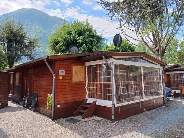 Luxe Chalet te huur Meer van Lugano wk28,29,30,34,35vrijWIFI, 2 slaapkamers, 7 personen, Lombardije en Merengebied, Recreatiepark