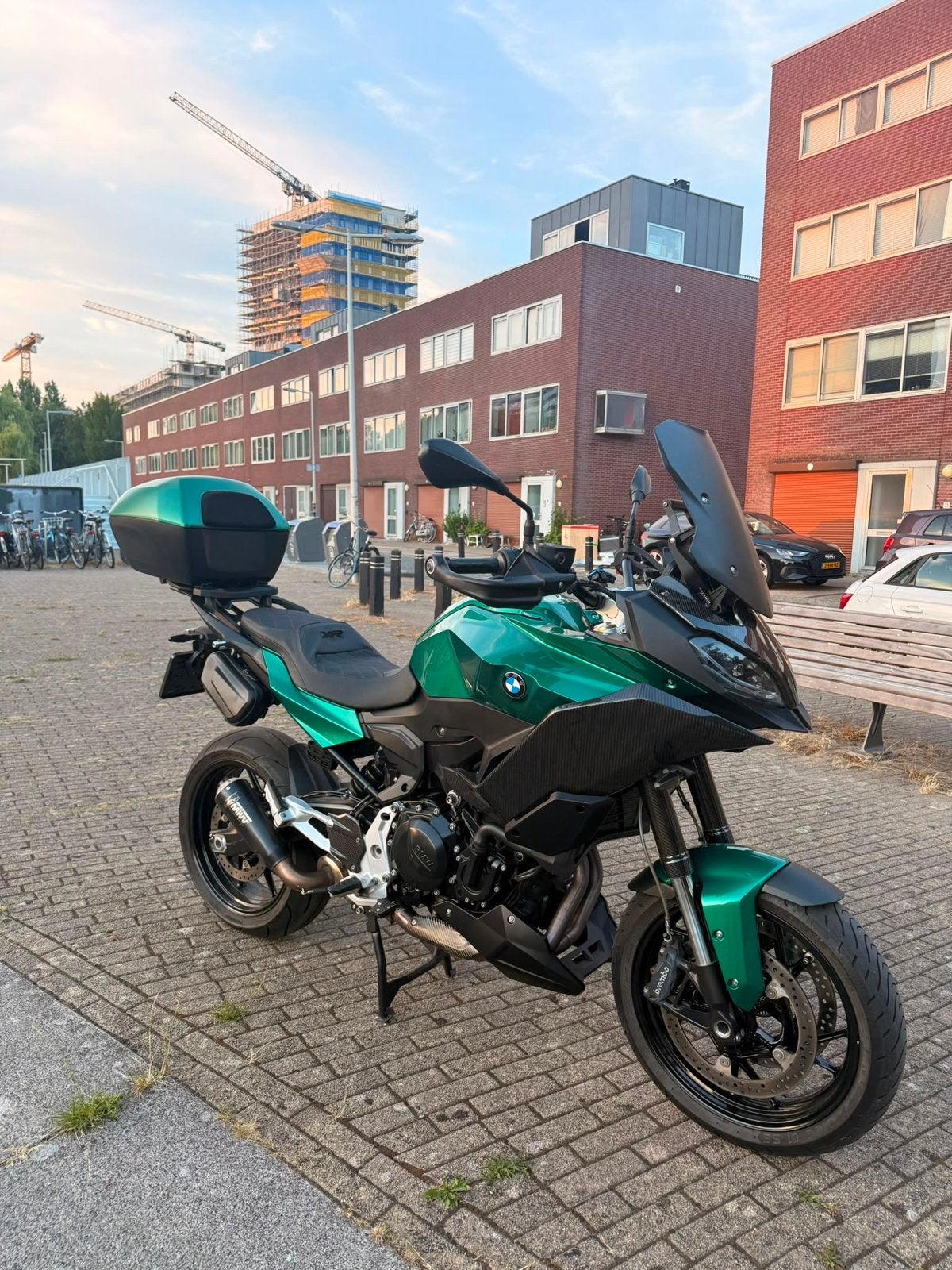 BMW F900XR Isle Of Man Green M Carbon Mivv uitlaat, 2 cilinders, Sportuitlaat, Motorrijbewijs A, Gebruikt