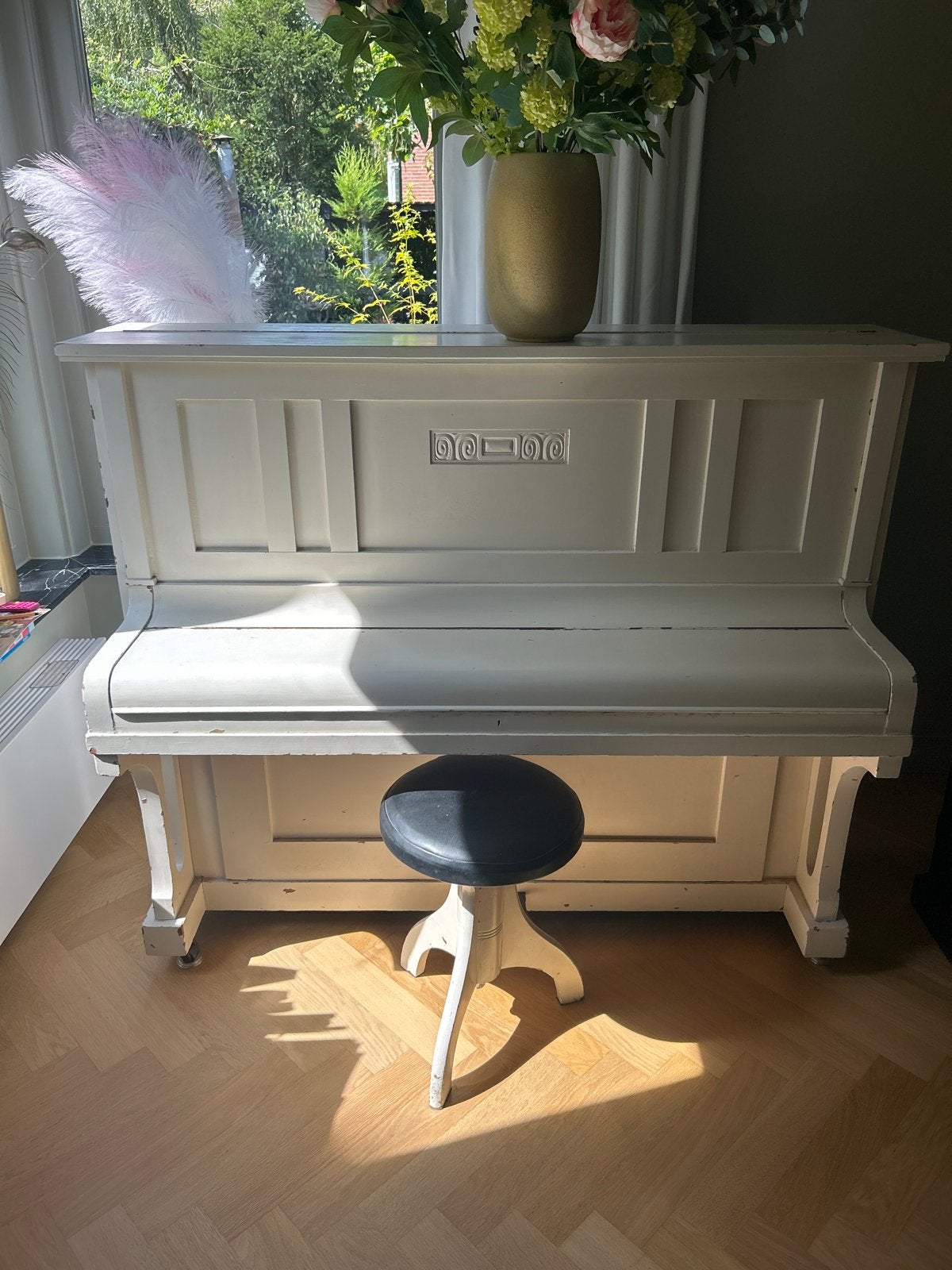 Gebruikte Witte Piano met Krukje - Klassiek Instrument, Muziek en Instrumenten, Piano's, Ophalen, Gebruikt, Wit, Piano