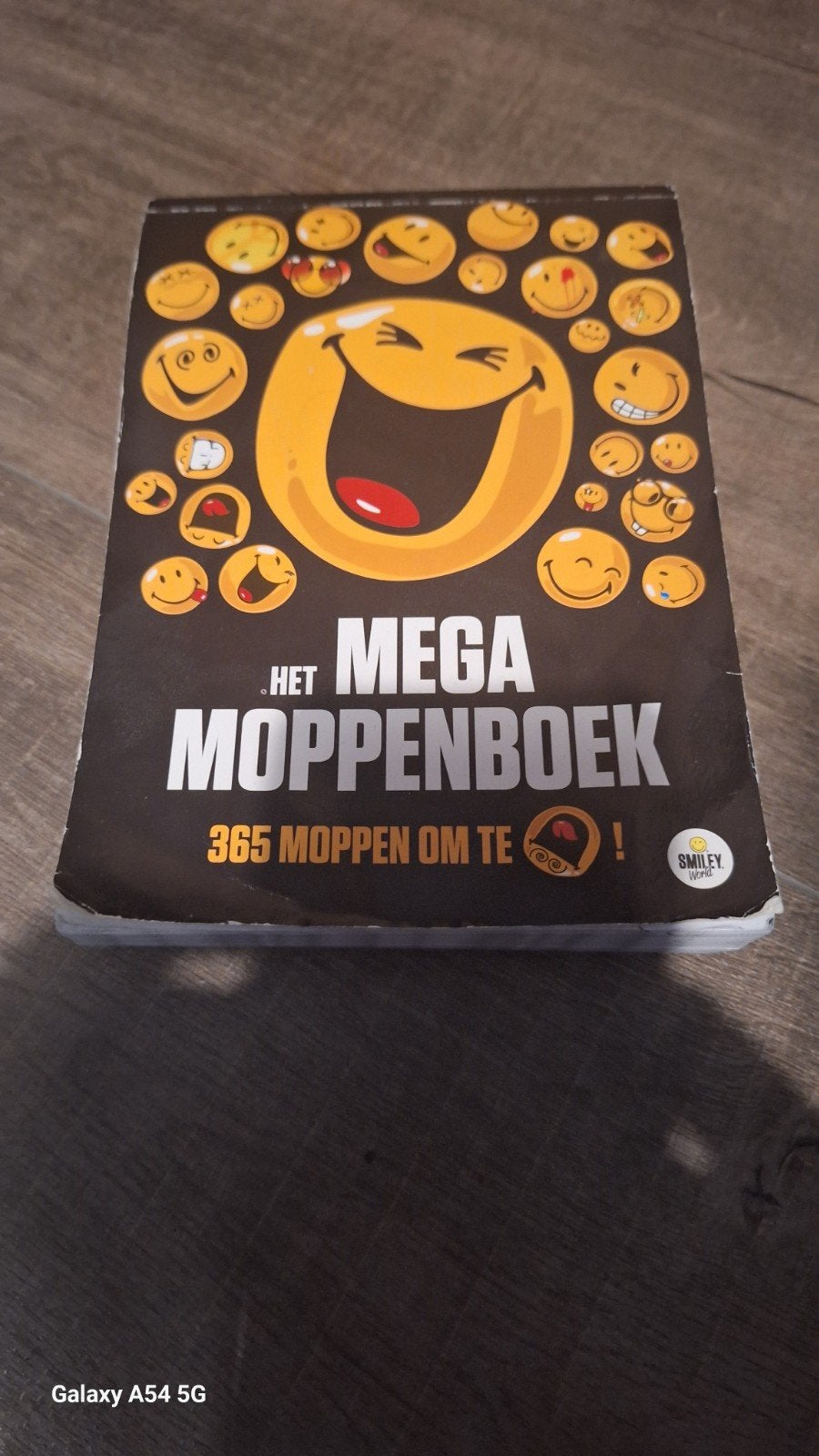 Het Mega Moppenboek - 365 Moppen om te lachen!, Moppen, Ophalen, Onbekend, Gelezen