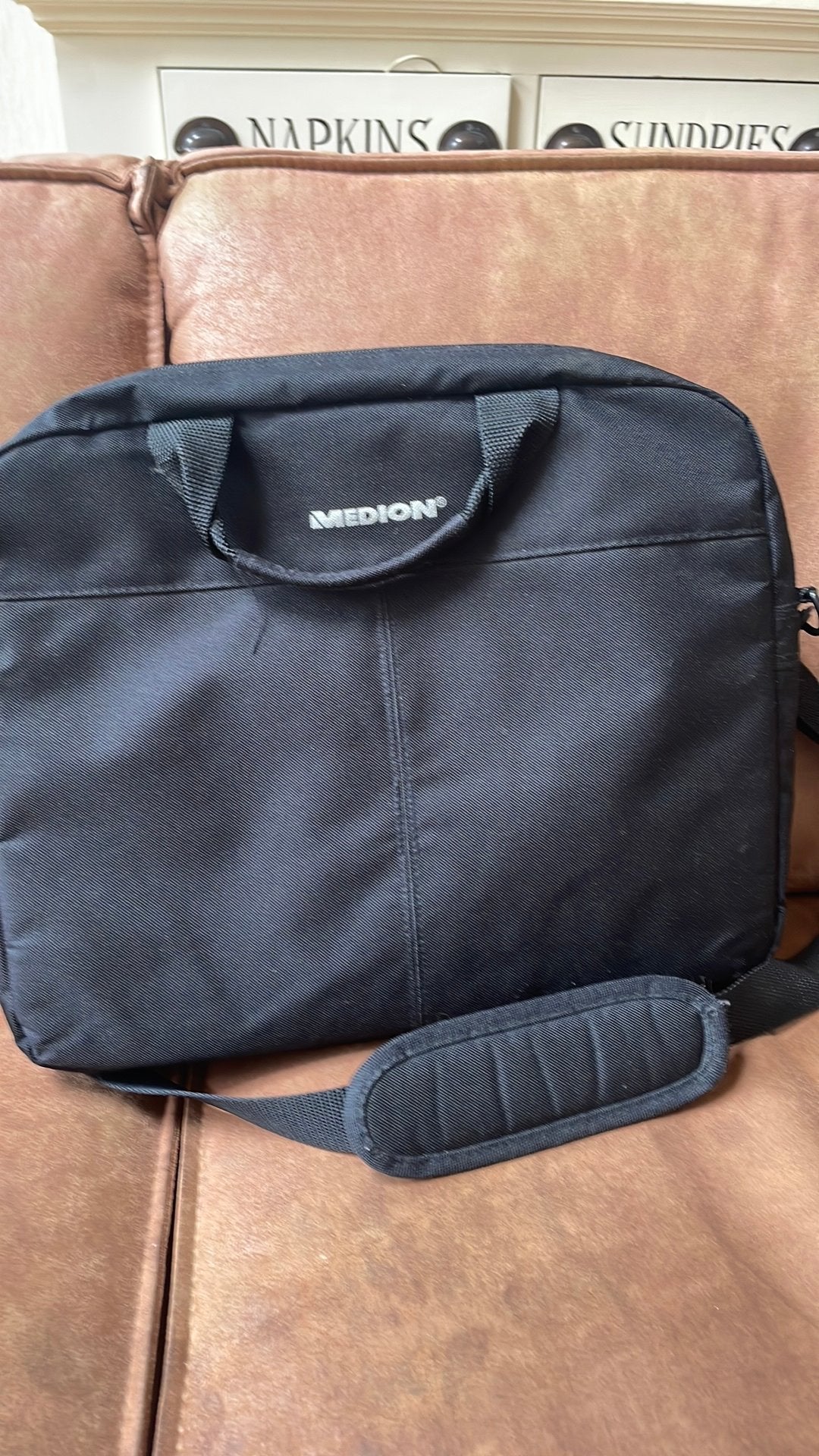 Zo goed als nieuwe laptoptas, Ophalen, 17 inch of meer, Zo goed als nieuw