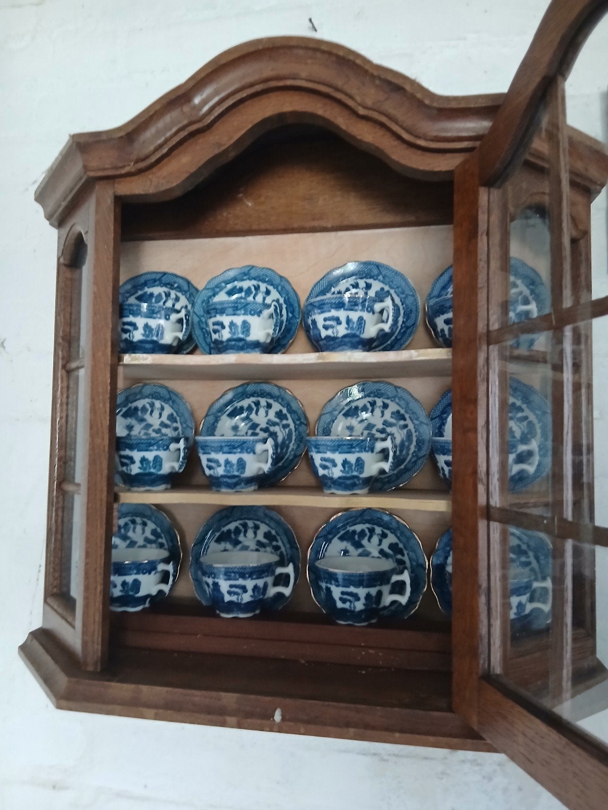 Miniatuur Delfts Blauw Servies in Houten Vitrinekast, Ophalen of Verzenden