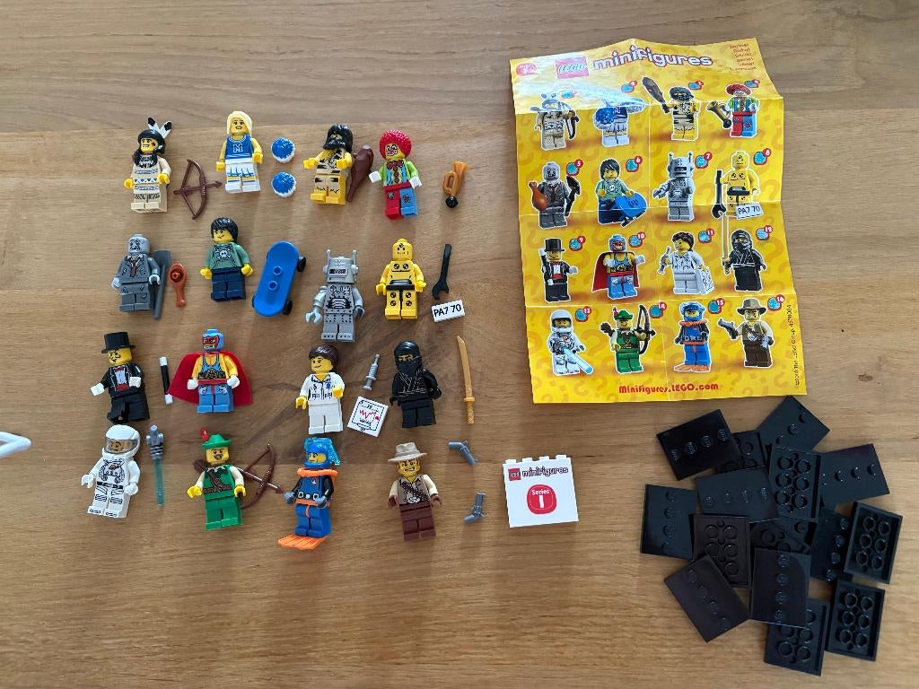 LEGO 8683-2 - Complete Minifigure Series 1, Lego, Ophalen of Verzenden, Zo goed als nieuw, Minifiguren serie