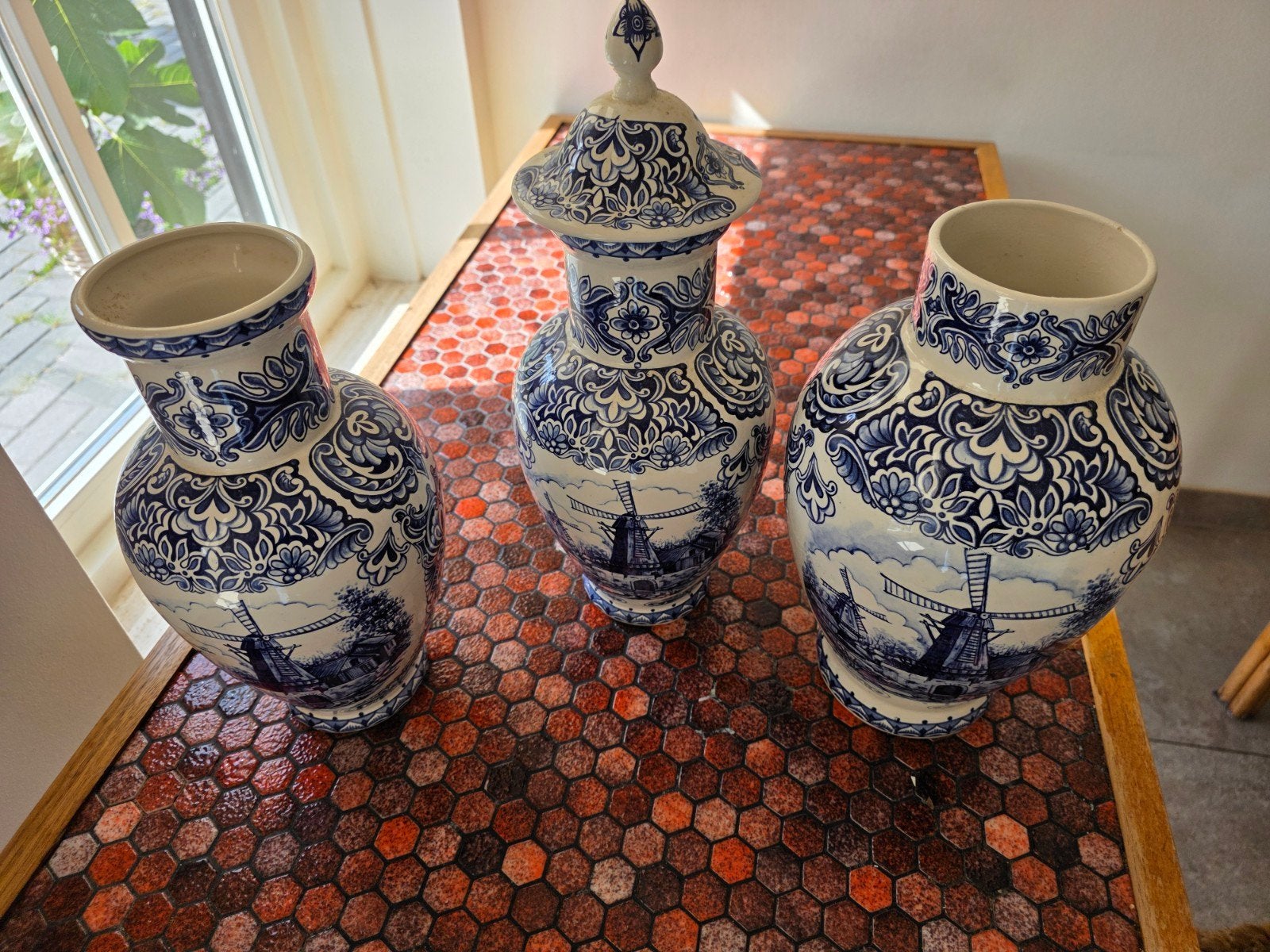 Set van 3 Delfts Blauwe Vazen met Molenlandschap, Ophalen of Verzenden