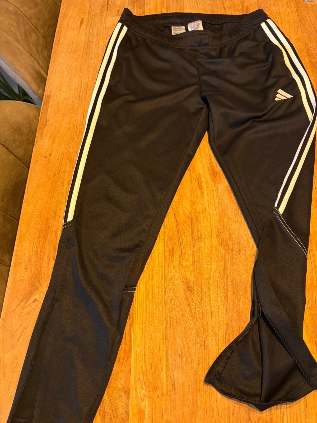 Adidas trainingsbroek maat M zwart, Ophalen, Zo goed als nieuw, Zwart, Overige typen