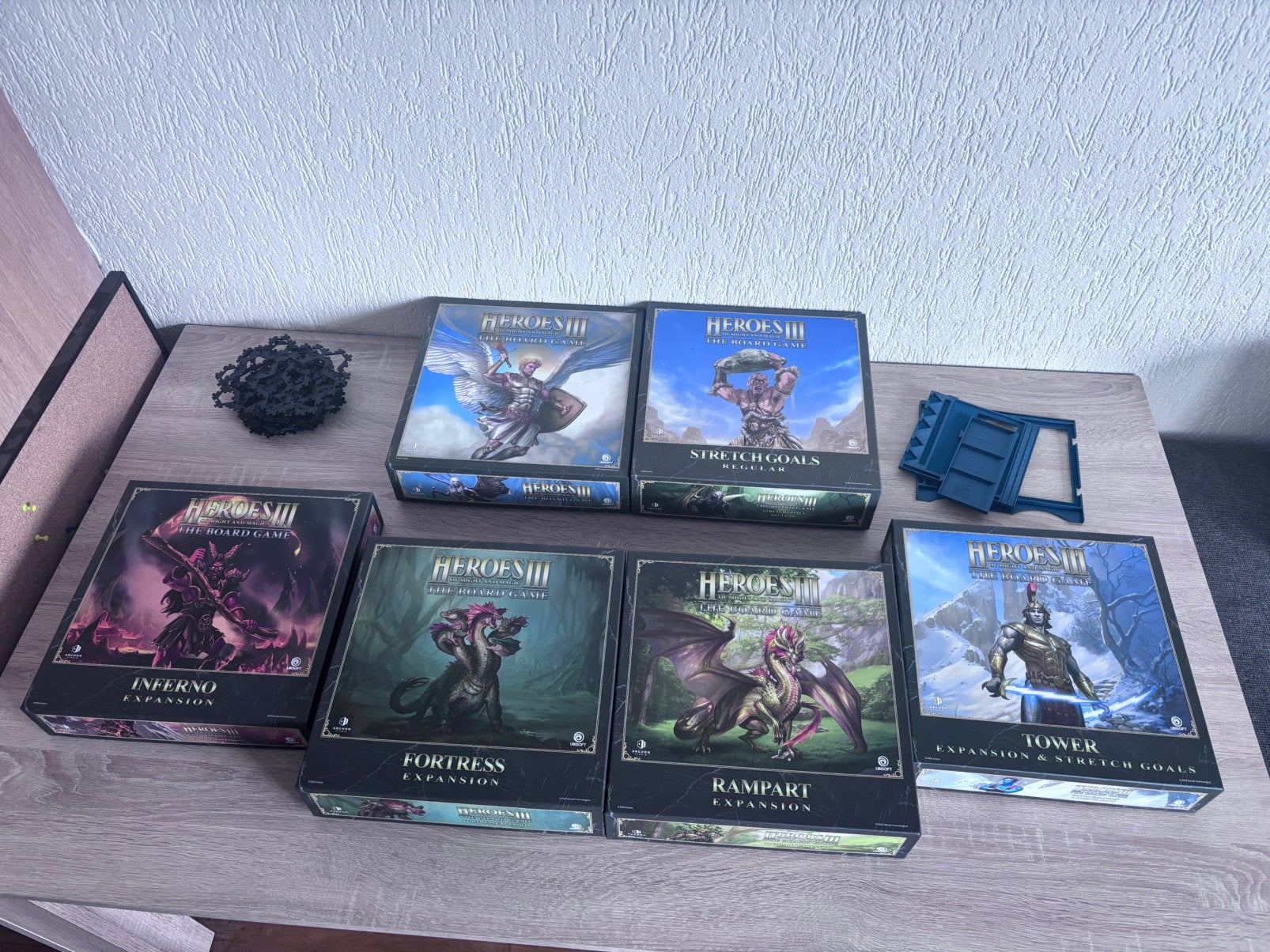 HEROES OF MIGHT &MAGIC II THE BOARD GAME KICKSTARTER EDITION, Vijf spelers of meer, Ophalen, Zo goed als nieuw, Reisspel