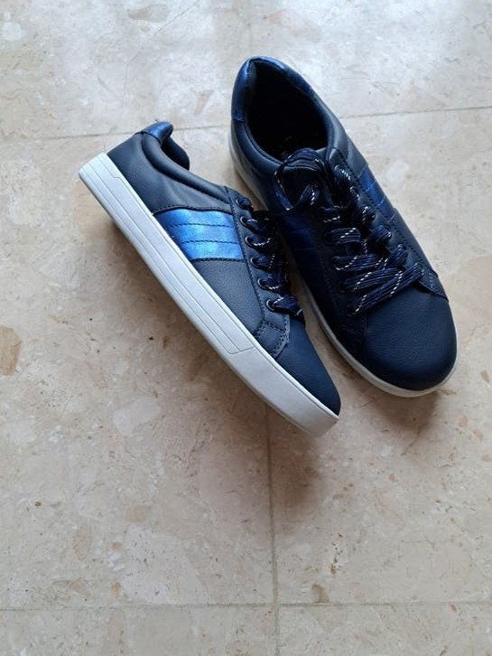 SNEAKERS NIEUW MAAT 41 KLEUR BLAUW, Ophalen of Verzenden, Nieuw, Blauw, Sneakers of Gympen