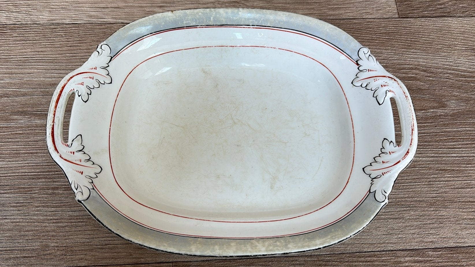 BEBOTERDE PORSELEINEN SERVEERSCHAAL, Antiek en Kunst, Ophalen of Verzenden