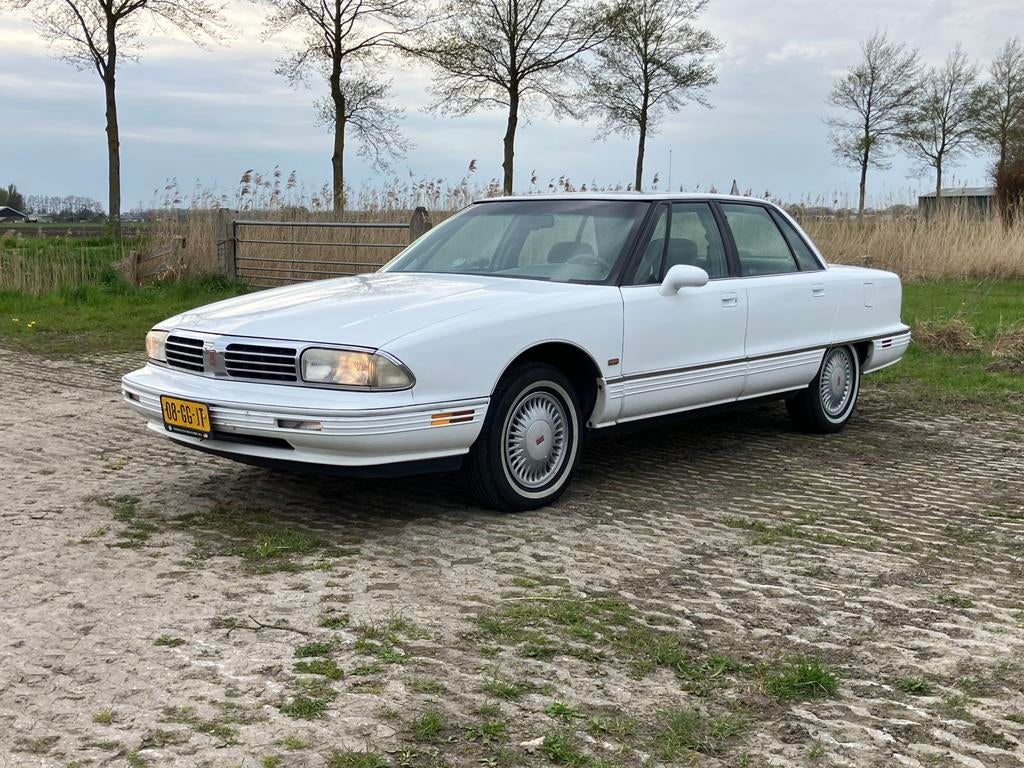 Oldsmobile 98 1995 Wit, Auto's, Oldsmobile, Stof, Wit, Grijs, Sedan