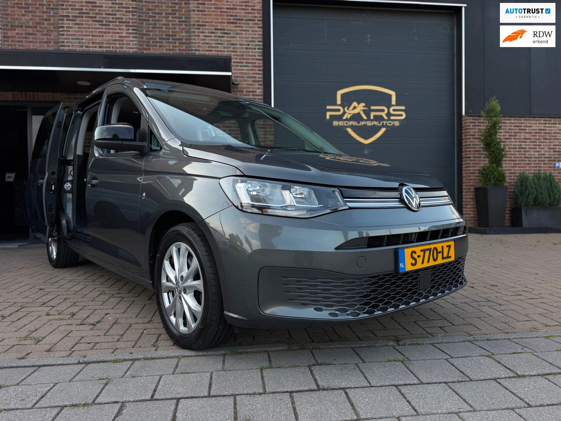 Volkswagen Caddy 1.5 TSI Maxi Automaat 7p 7persoons Airco Na, Stof, 4 cilinders, 7 stoelen, Bedrijf