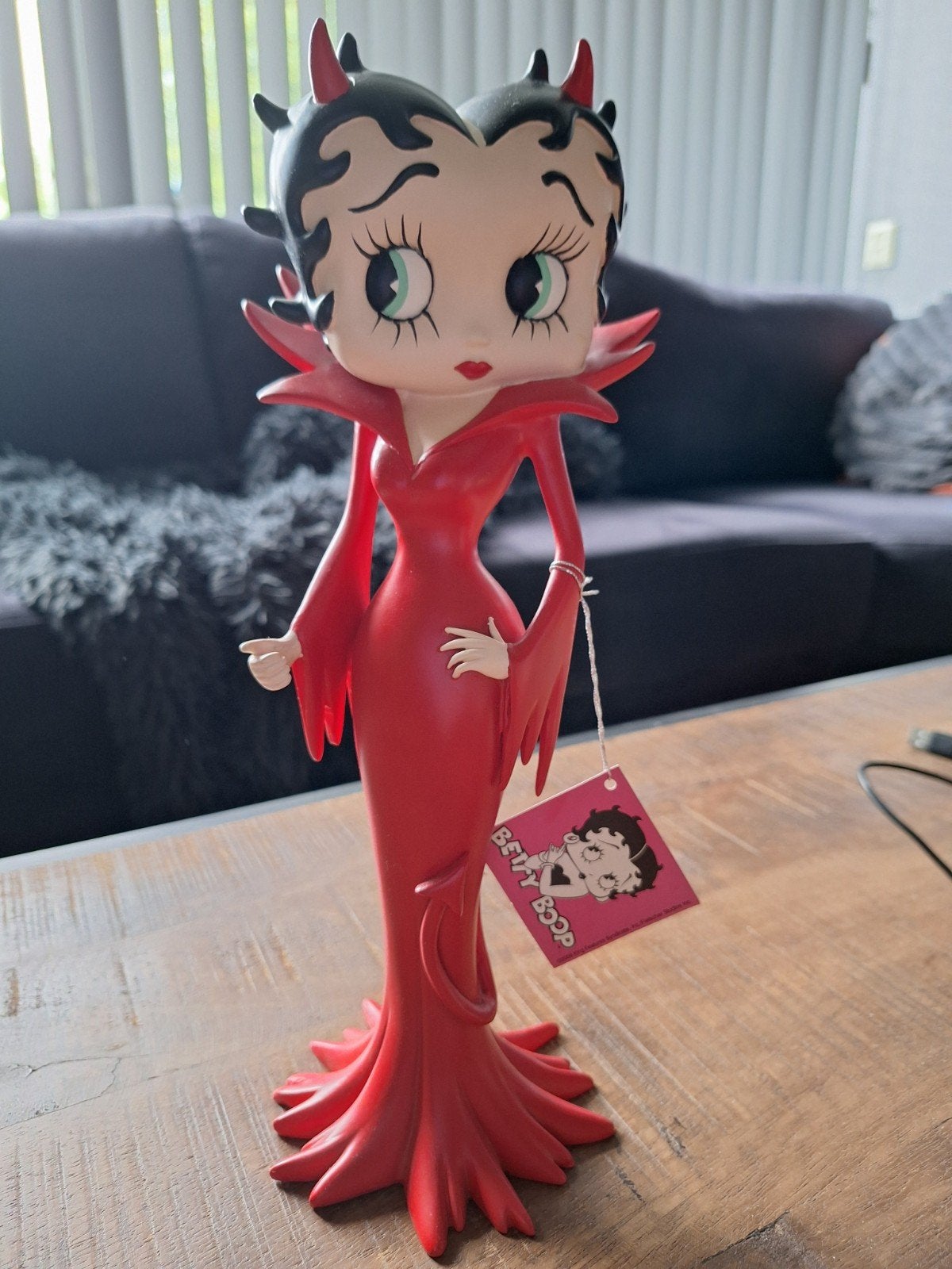 Betty boop, Ophalen