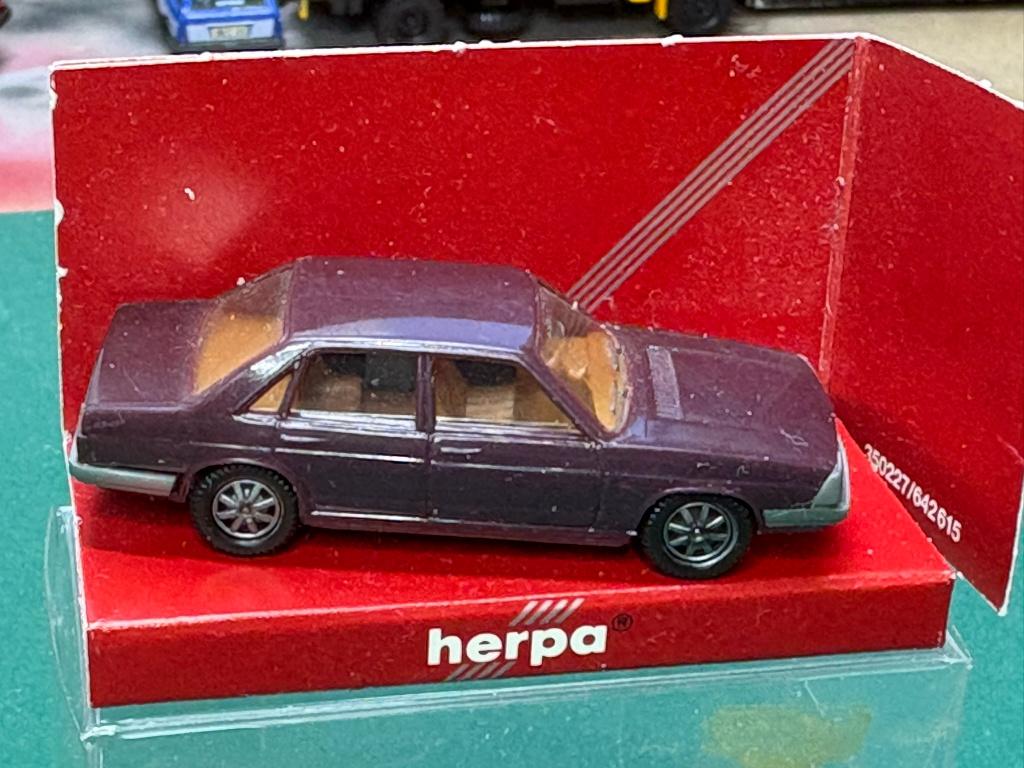 Herpa Audi 100 GL 5E IMG7357/8, Ophalen of Verzenden, Zo goed als nieuw, Auto, Herpa