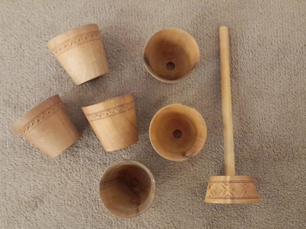 Vintage houten eierdopjes met standaard, Antiek en Kunst, Ophalen