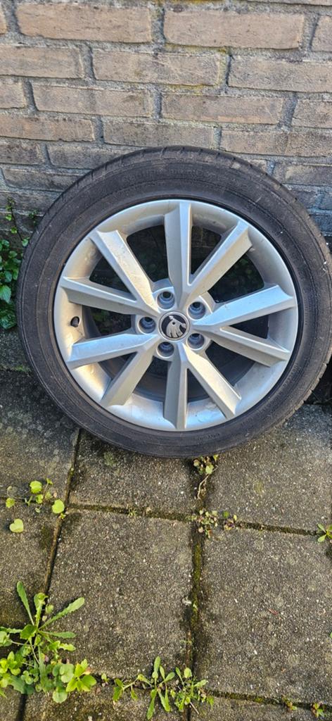 4x Originele skoda fabia velgen, 215 mm, 16 inch, Banden en Velgen, Ophalen of Verzenden