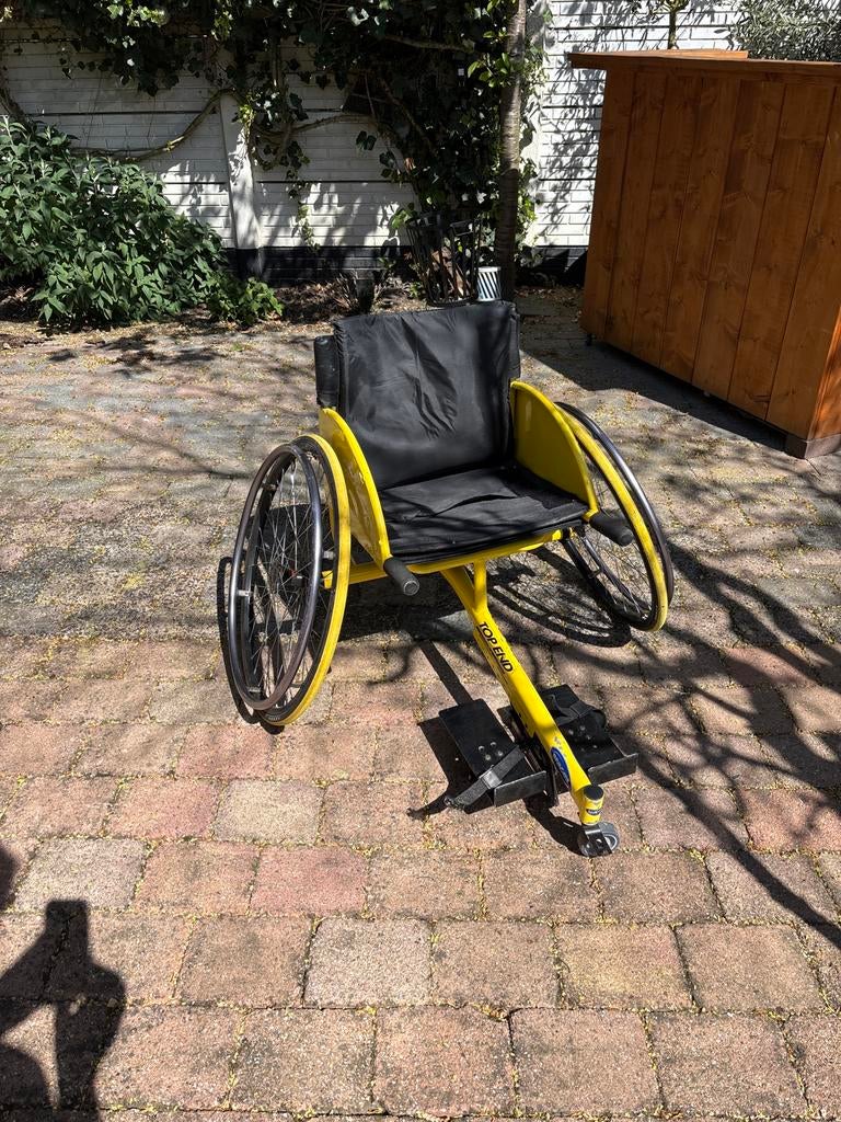 Sport rolstoel, Ophalen, Handbewogen rolstoel
