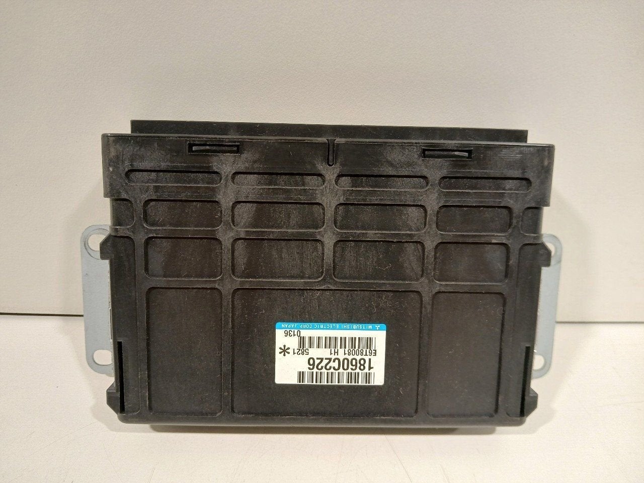 Computer motormanagement Mitsubishi Space Star, Onderdelen@venauto.nl, Van der Ven Autorecycling B.V., Gebruikt, Ettenseweg 76, 4706 PB Roosendaal, The Netherlands