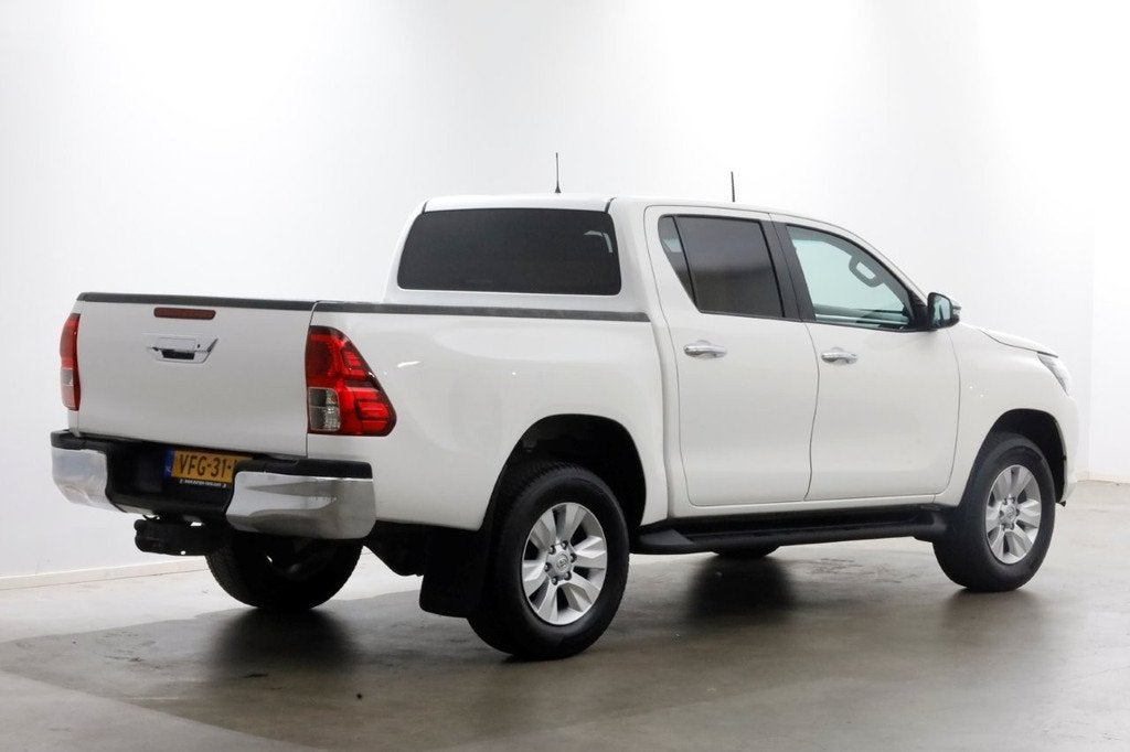 Toyota Hilux 2.4 D-4D-F 150pk E6 4WD 4x4 Double Cab Automaat, Auto's, Automaat, Gebruikt, Euro 6, 4 cilinders