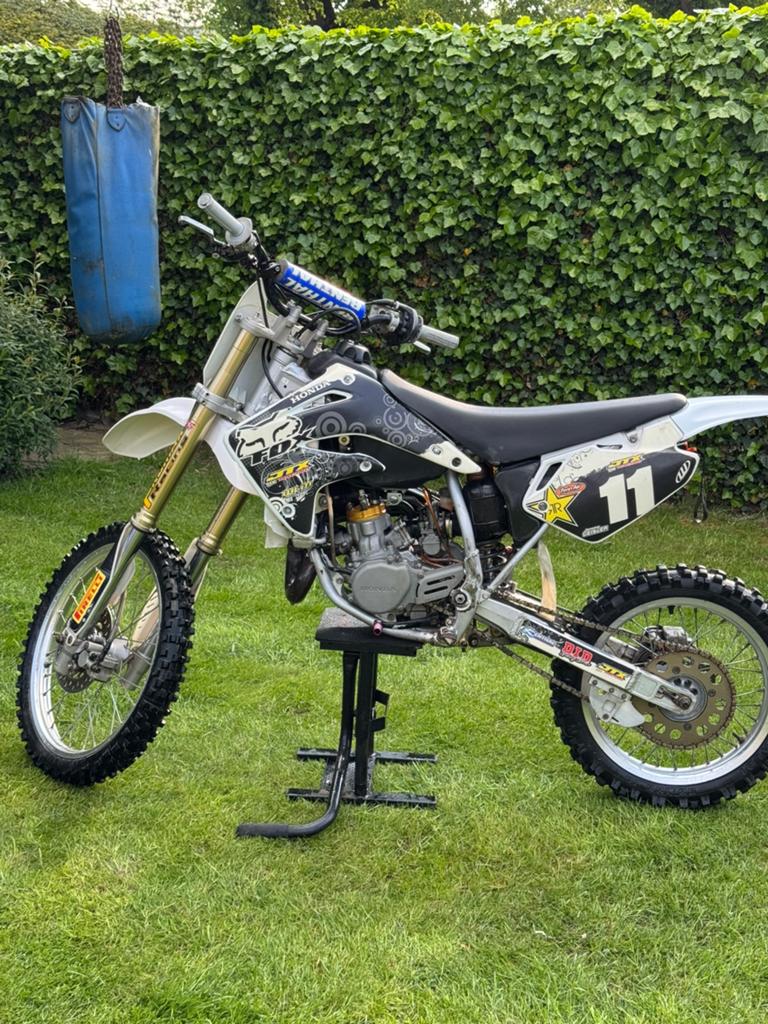 Honda cr85, Ophalen