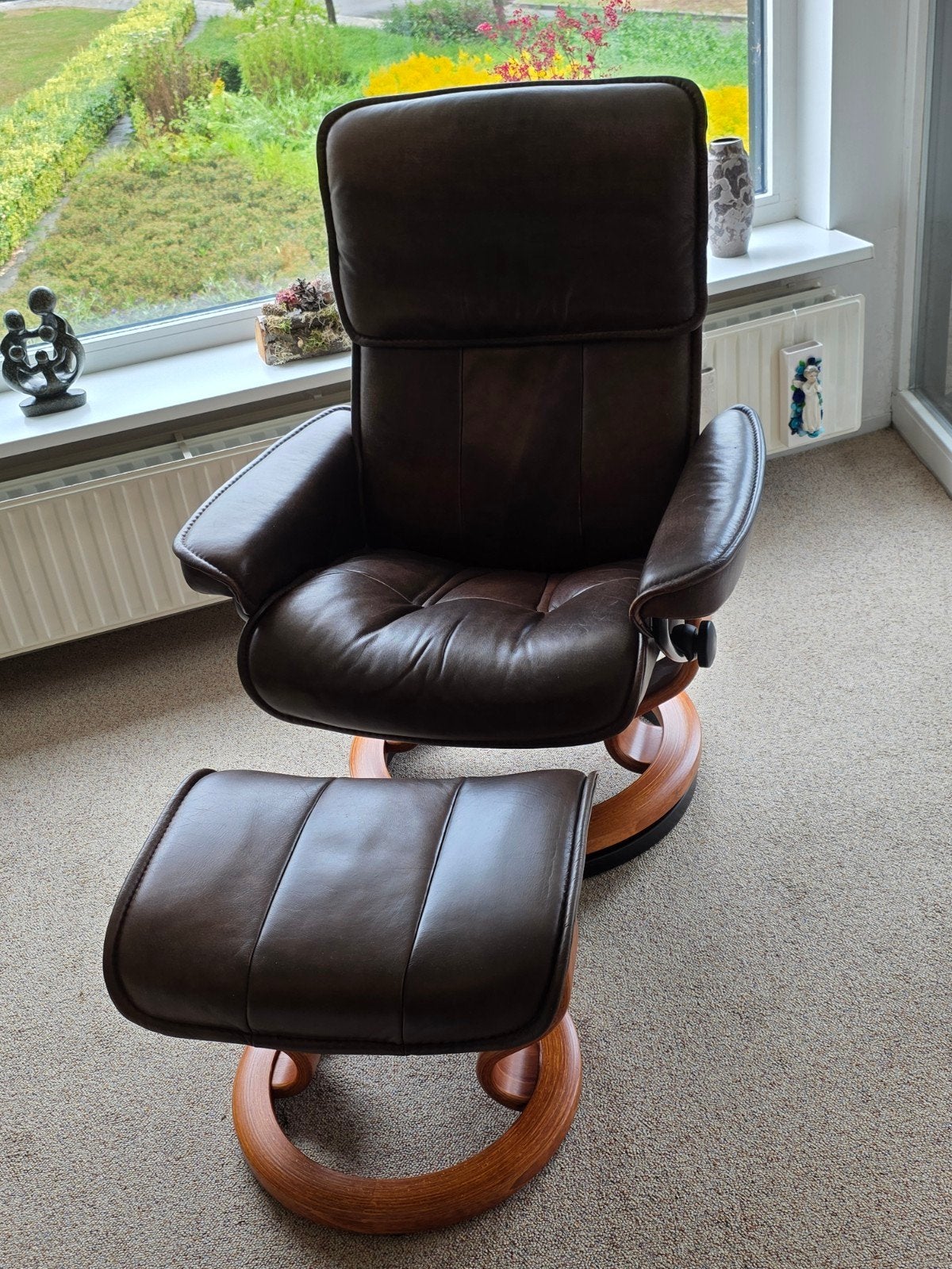 Leren relaxfauteuil met voetenbank - Bruin (stressless), Ophalen, Gebruikt, Bruin, Klassiek, Comfort