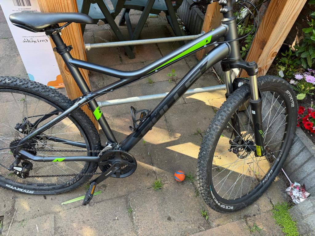 Bulls Sharptail 1 29inch mountainbike - Achterband lek, Fietsen en Brommers, Fietsen | Mountainbikes en ATB, Gebruikt, Hardtail