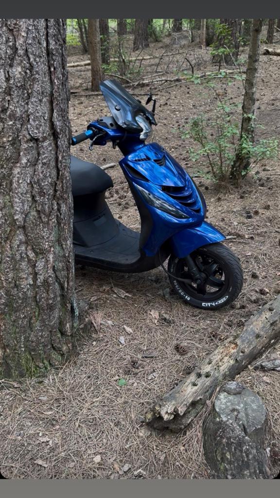 Frisse zip 125 skr, Fietsen en Brommers, Scooters | Piaggio, Ophalen, Zo goed als nieuw, Tweetakt, Zip