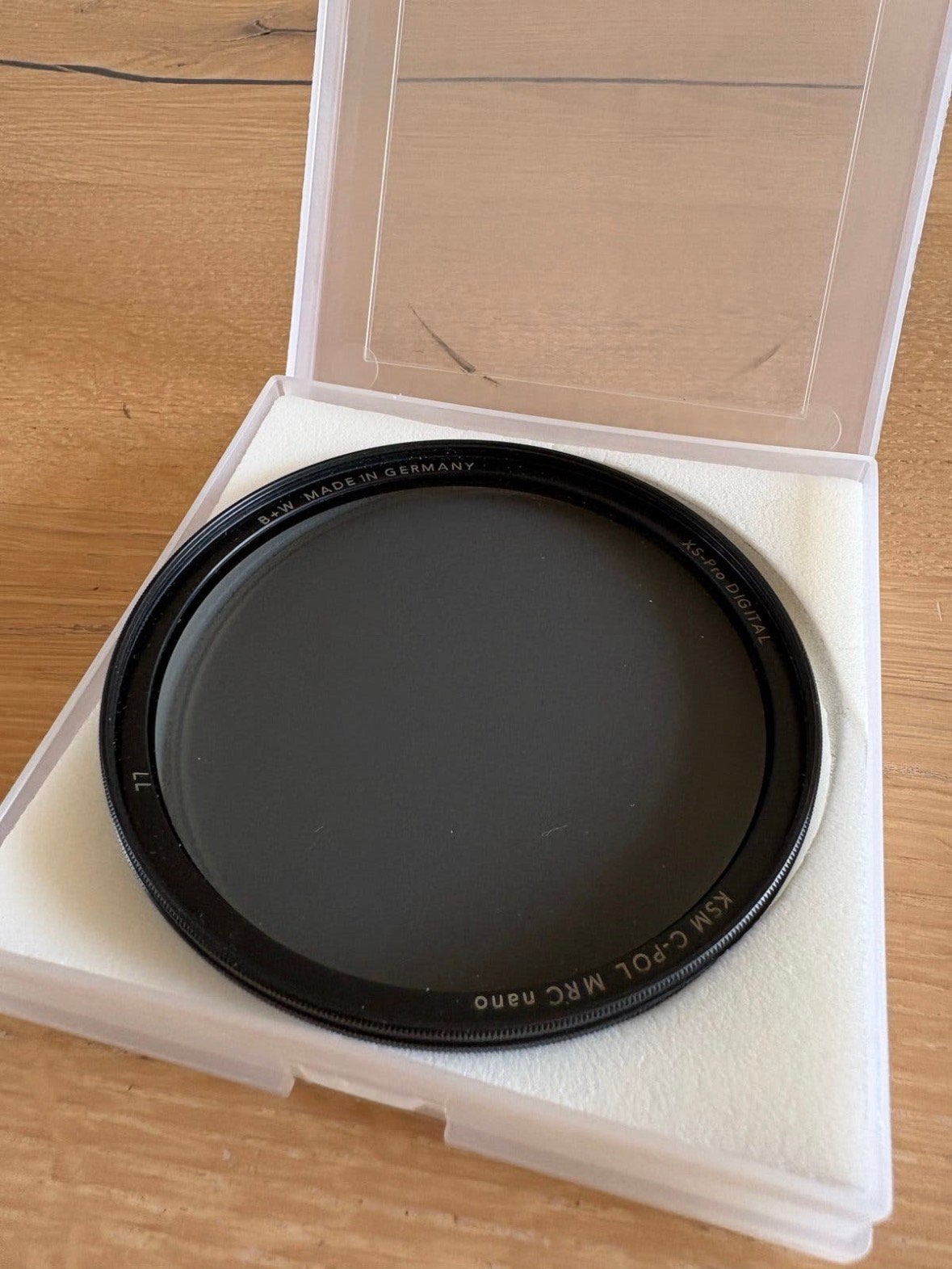 B+W 77mm xs-PRO - KSM c-pol MRC Polarisatiefilter, Ophalen of Verzenden, Zo goed als nieuw, 70 tot 80 mm, Polarisatiefilter
