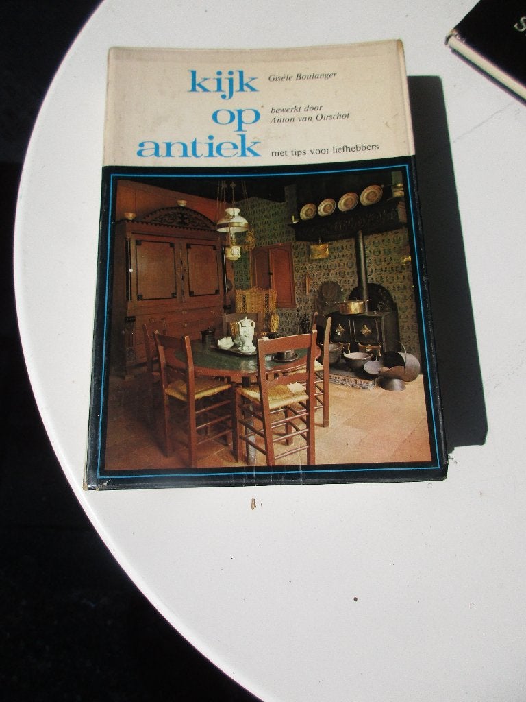 antiekboek 3x - antiek speelgoed - meubelstijlen, Ophalen of Verzenden