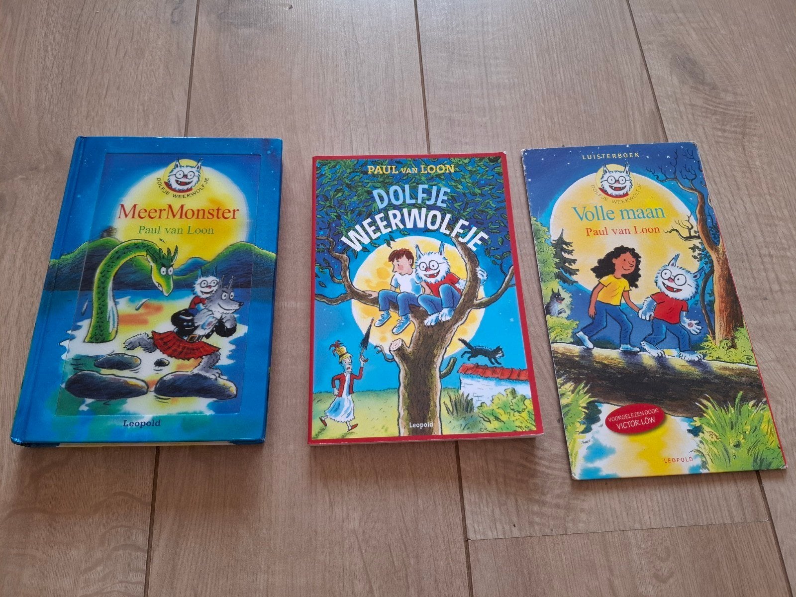 2 boeken en luistercd van Dolfje Weerwolfje, Boeken, Ophalen of Verzenden, Gelezen, Paul van Loon, Fictie