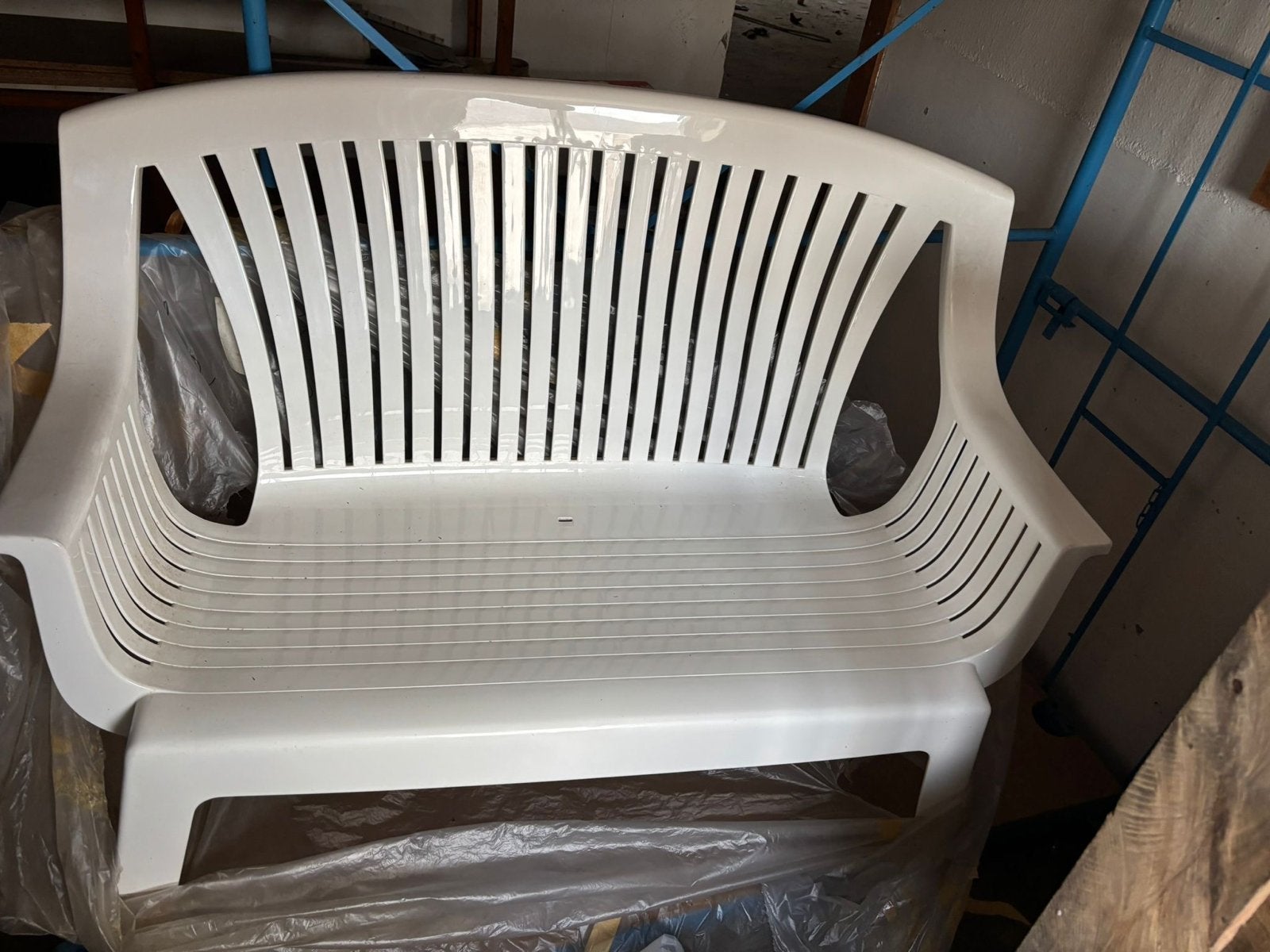 Witte kunststof tuinbank, Tuin en Terras, Ophalen, Gebruikt, Kunststof