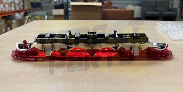 Toyota/Peugeot/Citroën (5/14-4/22) 3e remlicht (Beschadigd), -, Nieuw, Ophalen of Verzenden, -