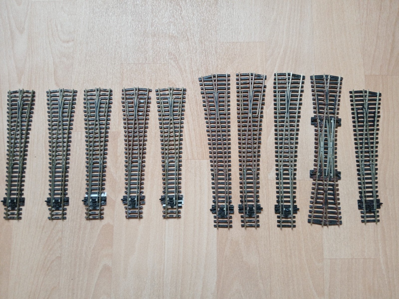 Peco code 100 wissels en kruising in gebruikte staat., Overige merken, Gebruikt, Gelijkstroom, Rails