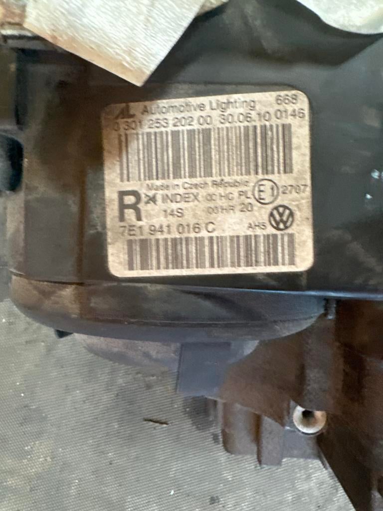 Originele Volkswagen Transporter T5 Koplampen, Ophalen, Gebruikt, Volkswagen