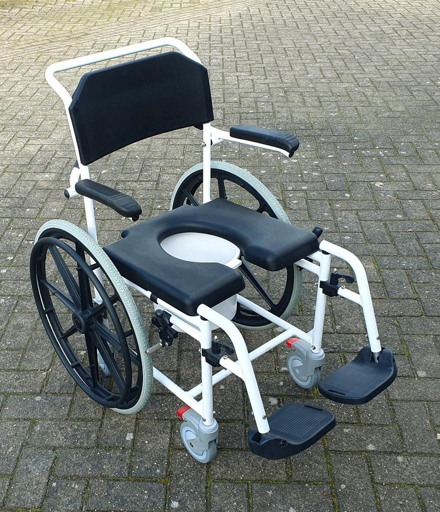 Nieuwe doucherolstoel toiletrolstoel merk Excel NIEUW, Diversen, Rolstoelen, Nieuw, Doucherolstoel toiletrolstoel, Ophalen of Verzenden