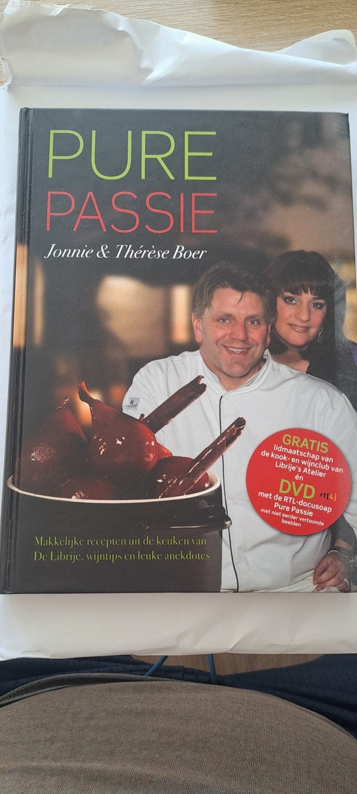 Pure Passie: Jonnie & Thérèse Boer kookboek + DVD, Boeken, Kookboeken, Hoofdgerechten, Ophalen of Verzenden, Zo goed als nieuw