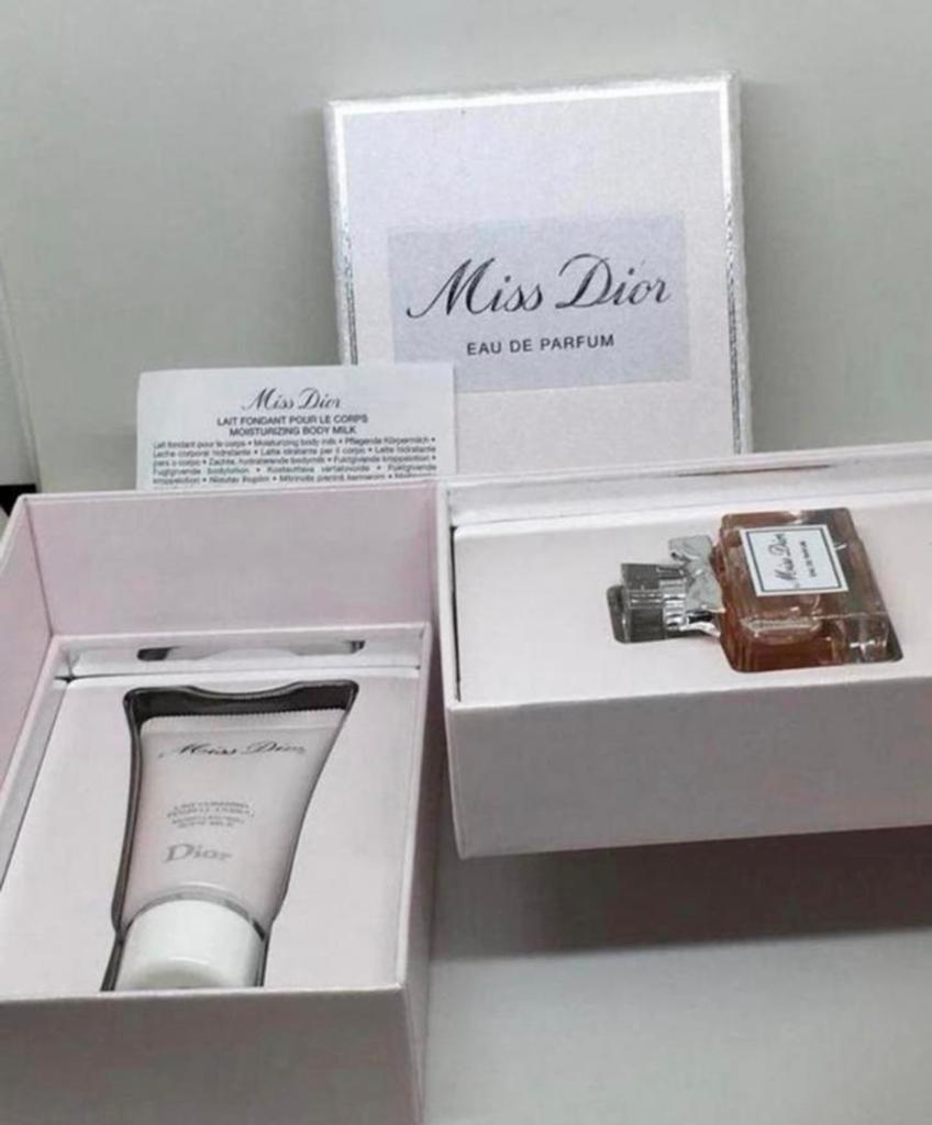 Mooi setje Miss Dior 5 ml edp + body lotion Christian Nieuw, Sieraden, Tassen en Uiterlijk, Uiterlijk | Parfum, Verzenden, Nieuw