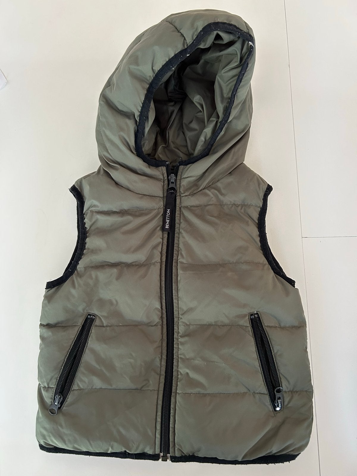 Stoere bodywarmer maat 98, Ophalen of Verzenden, Gebruikt, Jongen of Meisje, Overige typen