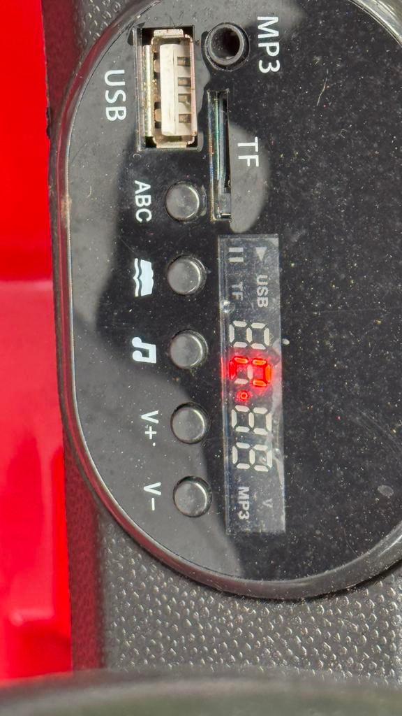 Rode Audi kinderauto met afstandsbediening, Ophalen, Gebruikt
