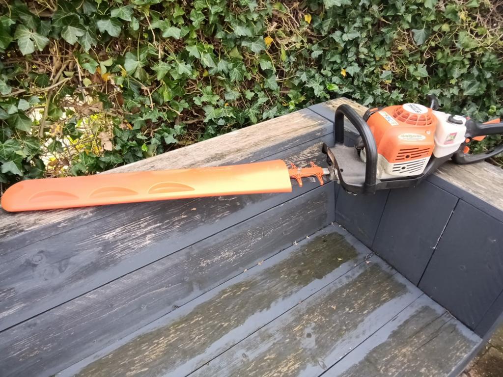 Stihl HS 82 R Heggenschaar - Benzine, Tuin en Terras, Heggenscharen, Ophalen, Gebruikt, Benzine, Stihl
