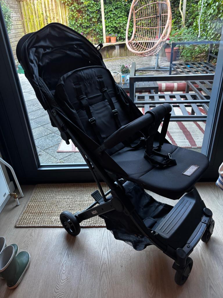 Novi Baby buggy, Kinderen en Baby's, Buggy's, Ophalen, Zo goed als nieuw, Overige merken