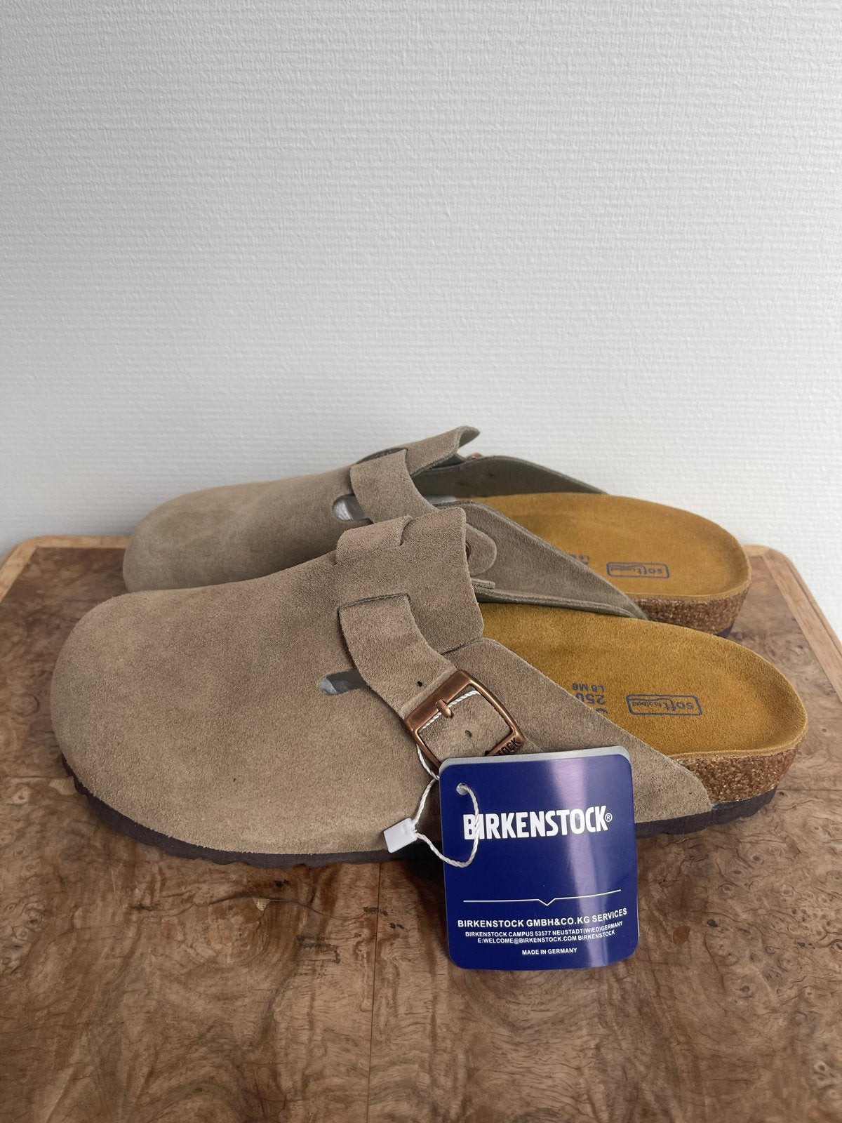 Nieuwe Birkenstock Boston - Maat 39, Kleding | Dames, Schoenen, Verzenden, Nieuw, Beige, Slippers